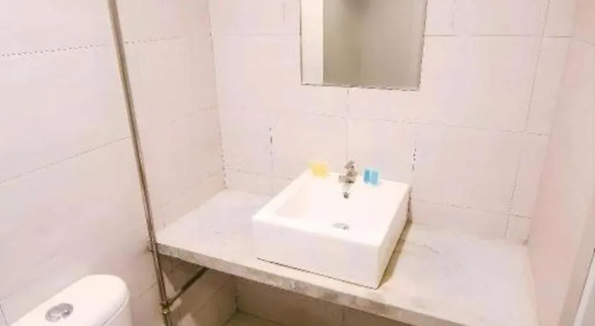 Monaco Boutique Hotel Sadong Jaya Kota Kinabalu 2*,  Malasia
