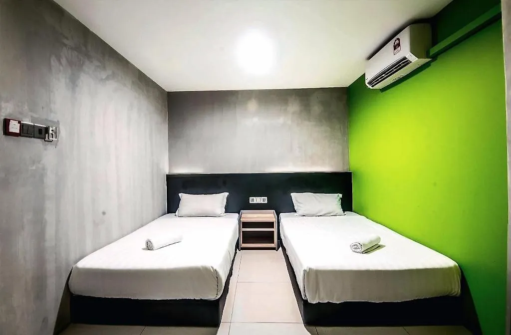 Monaco Boutique Hotel Sadong Jaya Кота-Кинабалу