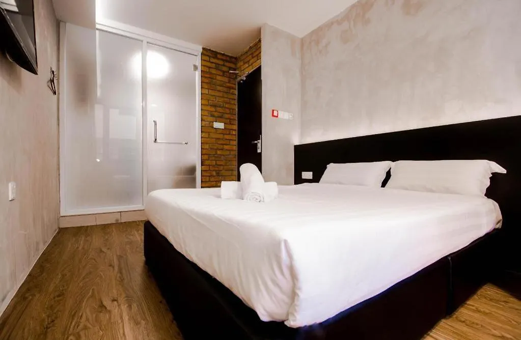 Monaco Boutique Hotel Sadong Jaya Кота-Кинабалу 2*,  Малайзия