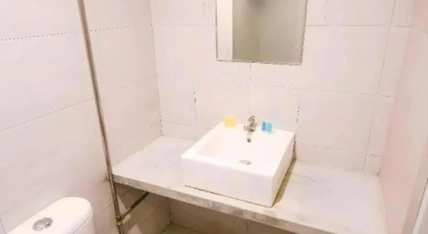 Monaco Boutique Hotel Sadong Jaya Кота-Кинабалу