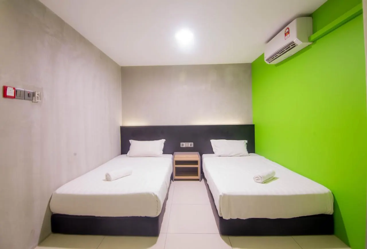 Monaco Boutique Hotel Sadong Jaya Кота-Кинабалу