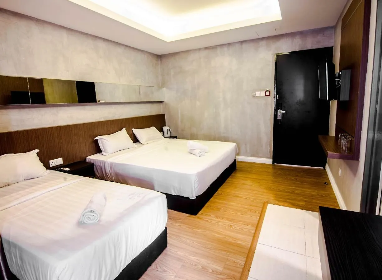 Monaco Boutique Hotel Sadong Jaya Кота-Кинабалу